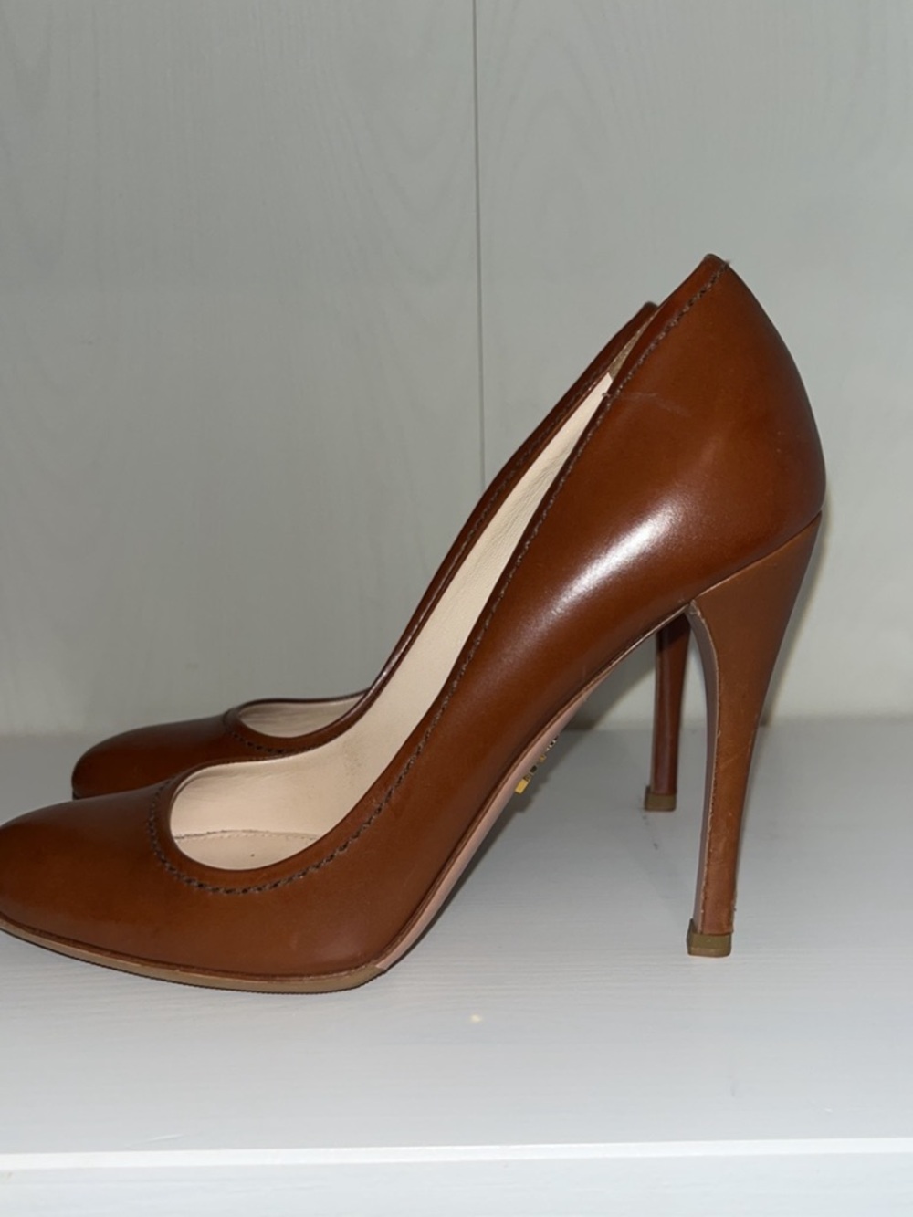Prada Brown Leather Pointed-Toe Stiletto Pumps - Picture 2 of 14